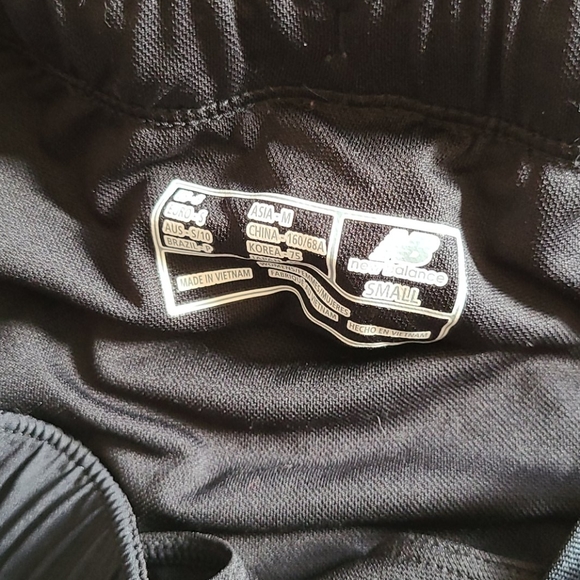 Running shorts - Picture 2 of 2